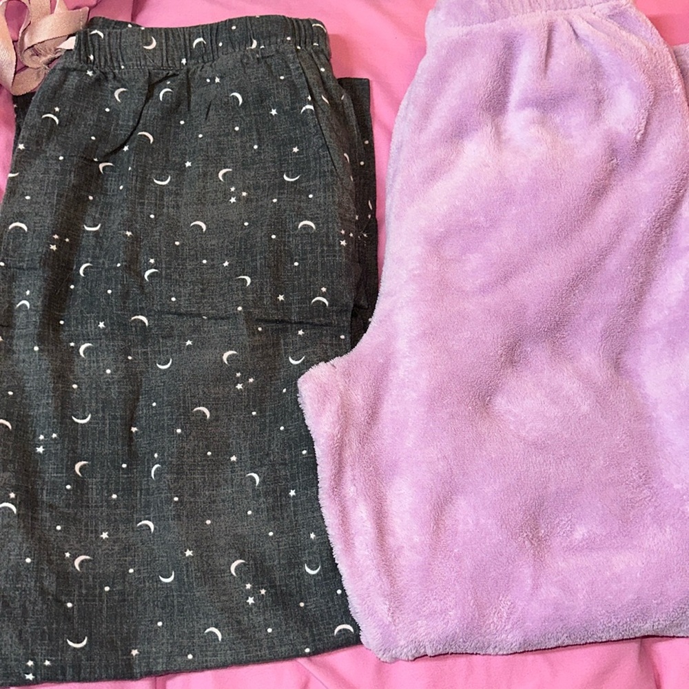 2 pairs of sleep pants